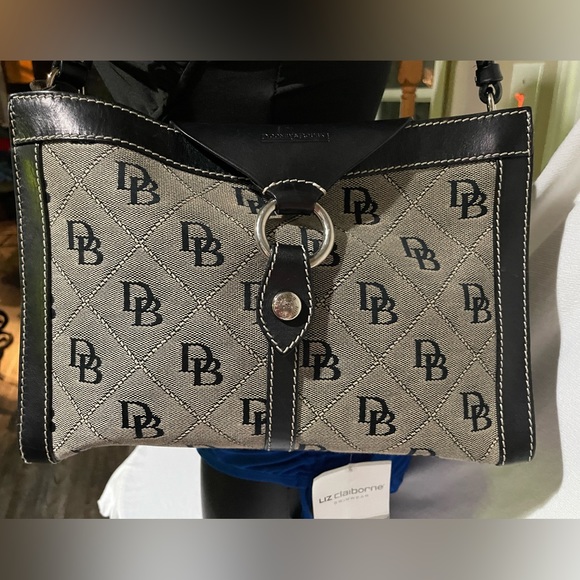 DOONEY AND BOURKE large ring flap grey and black canvas with black leather trim - Picture 2 of 16